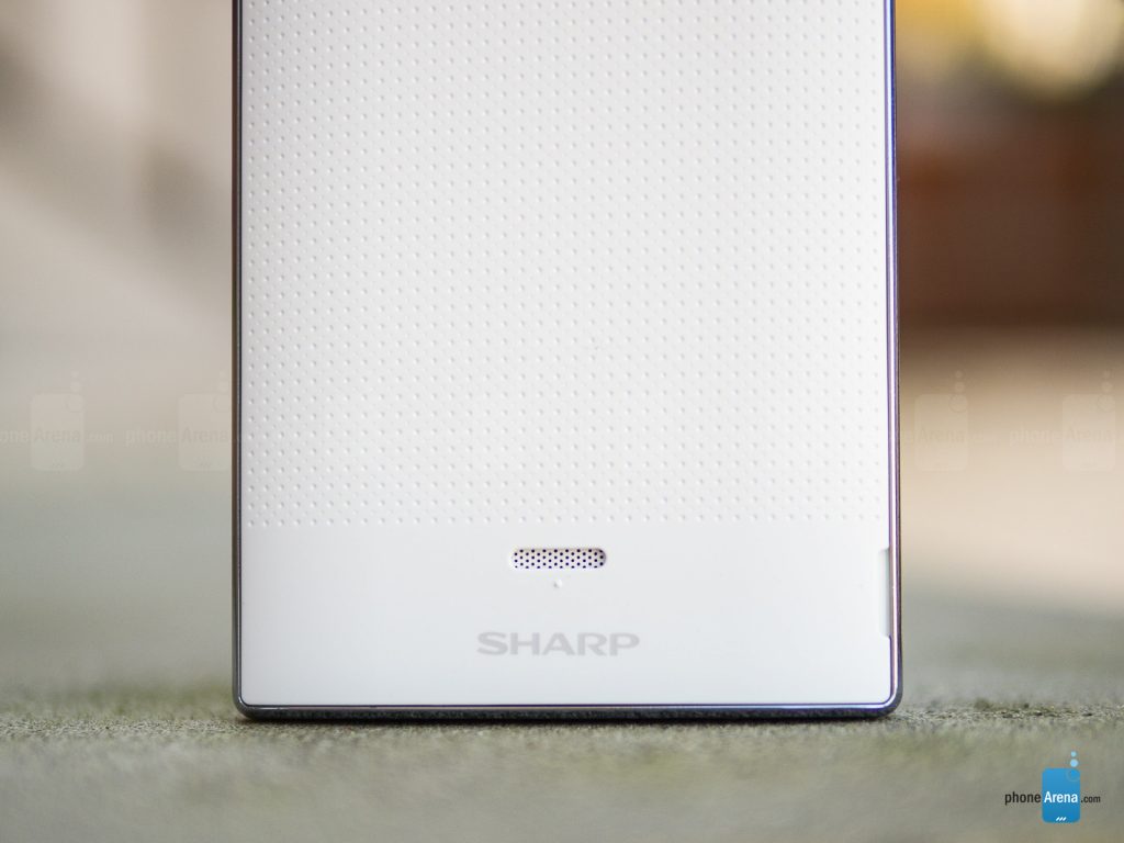 Sharp-AQUOS-Crystal-Review-011