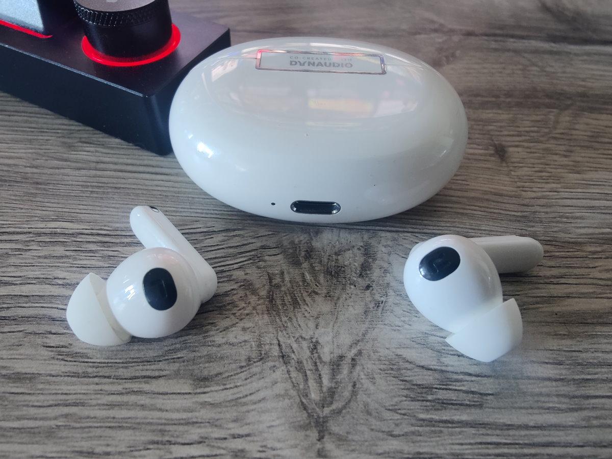 OPPO Enco X2 Earbuds Review 22